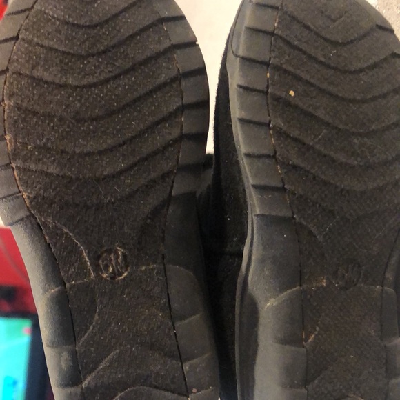 Shoe-show size 6M Toddler Girl Black Side Zip Boots. - Picture 2 of 4